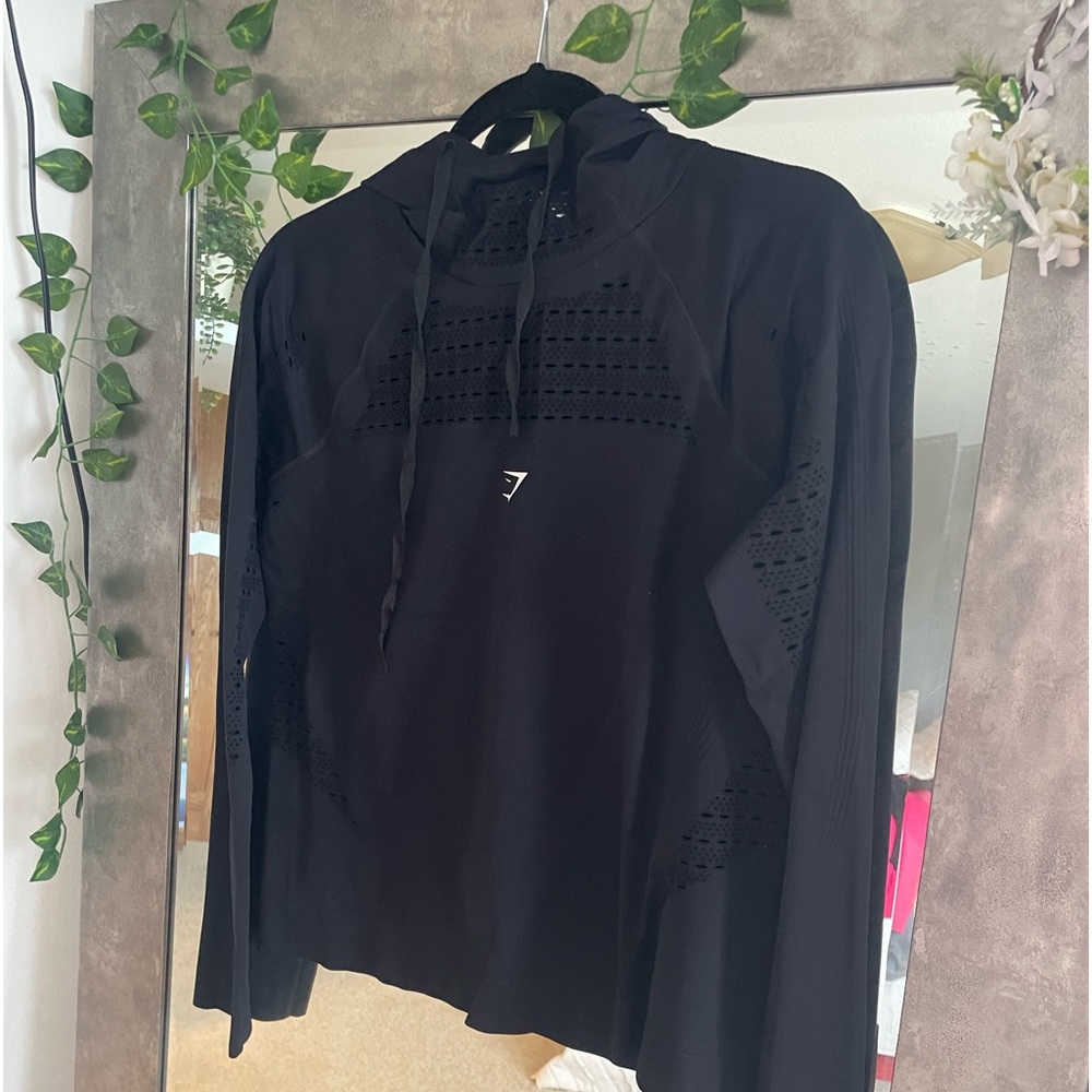 GYMSHARK size small lightweight hoodie